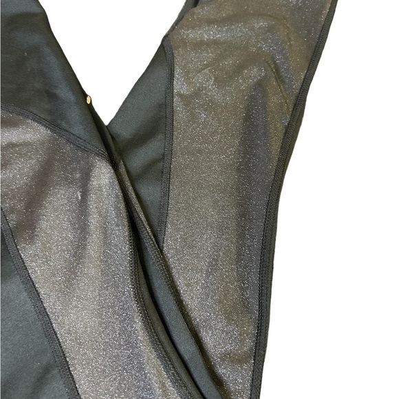 Zumba Women’s Leggings • Used • Size: Large - Picture 3 of 6